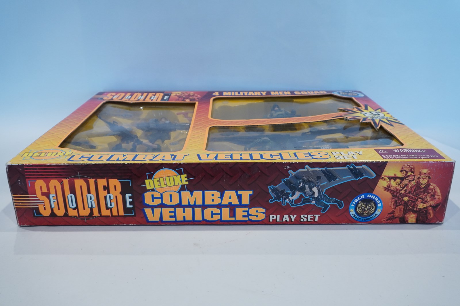 SOLDIER FORCE TIGER SQUAD 4 MILITARY MEN COMBAT VEHICLES PLAYSET