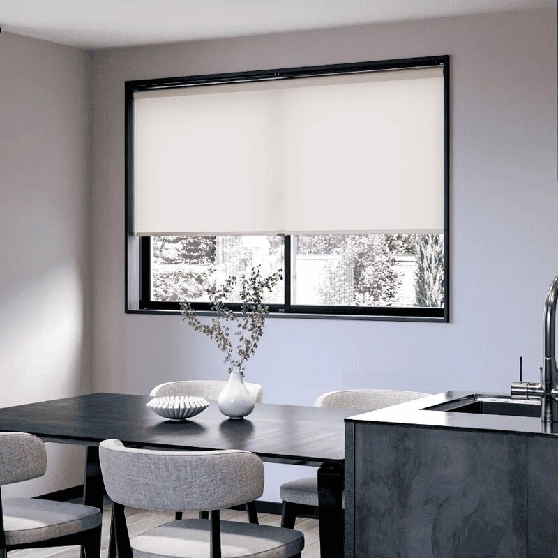 ロールスクリーン-Nプレーンウォッシャブル- ミルキーホワイト JC-6005