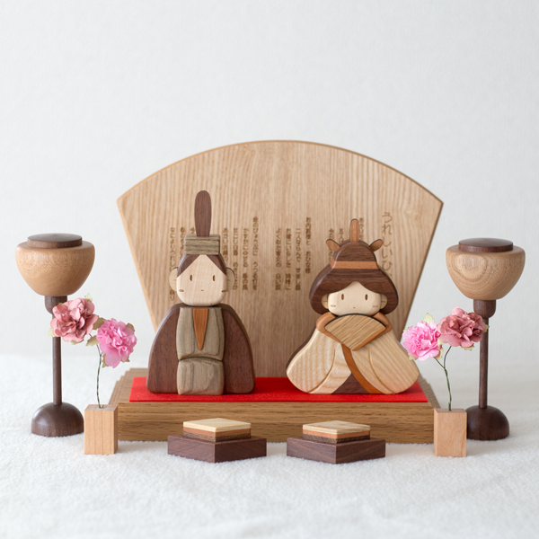 木製雛人形 おしゃれなコンパクトデザイン ササキ工芸｜木のおもちゃ