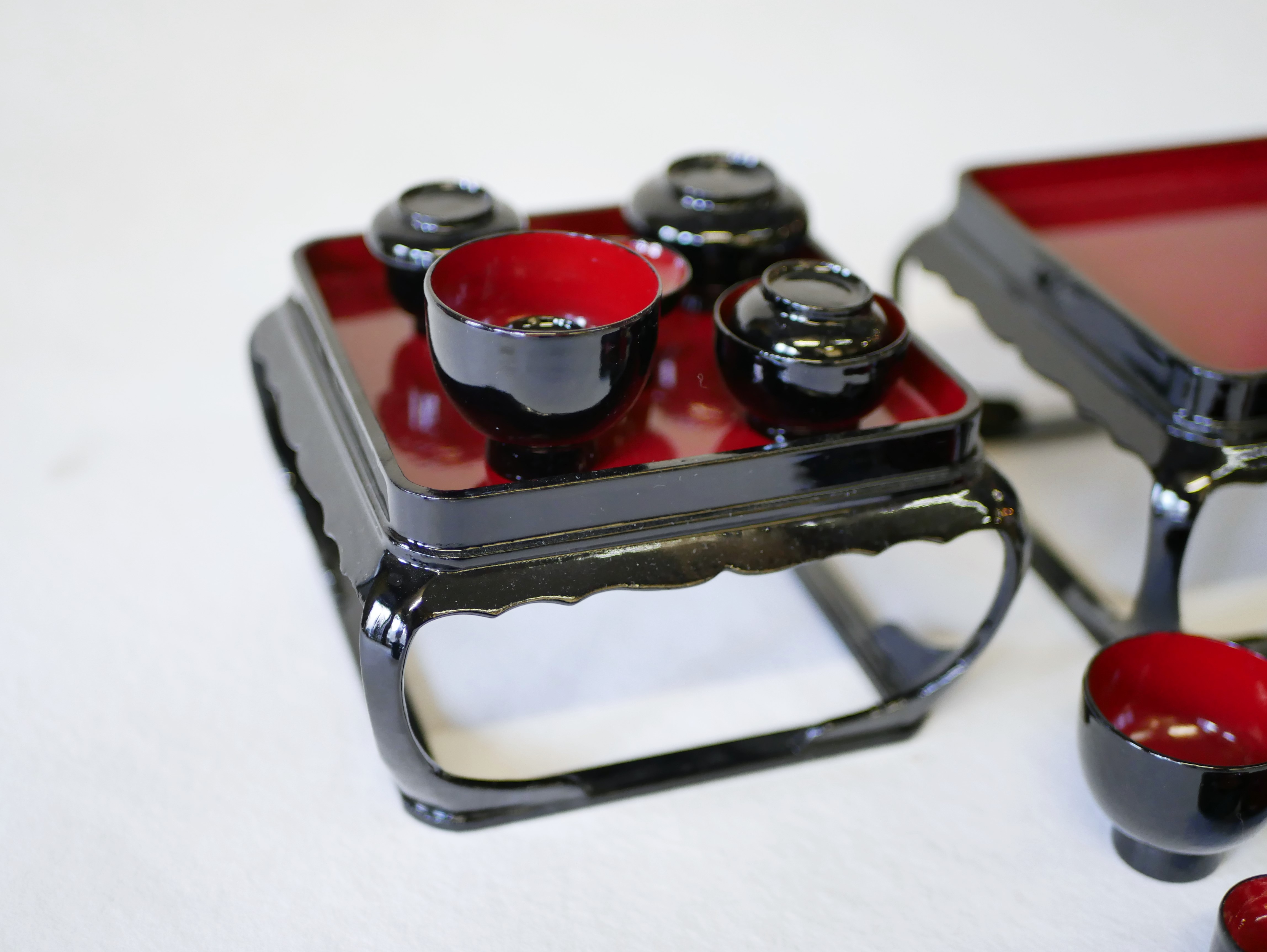 和泉の御蔵 / 掛盤膳揃40号・真塗（黒上塗）