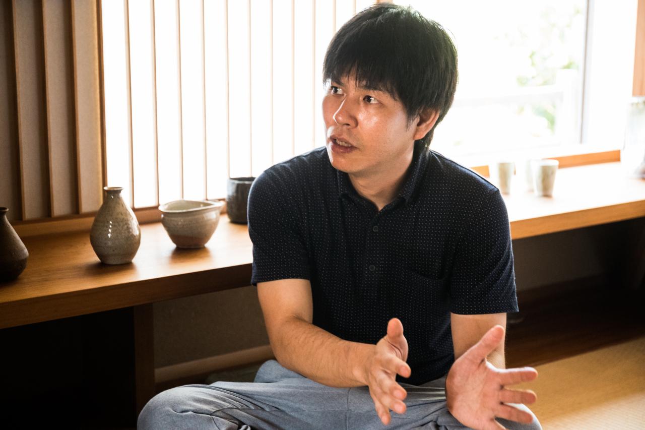 思考と試行を繰り返す気鋭が生んだ「蓋物の唐津焼」。健太郎窯「ボンボ