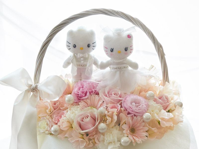 ハローキティ＆ディアダニエル・ウエディングフラワー｜お花屋さん