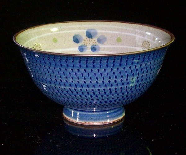 有田焼お茶碗トチリ小花(大)青