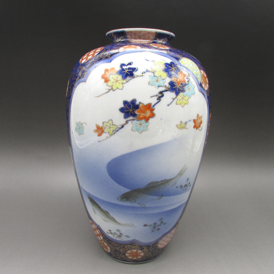 有田焼 深川製磁 花魚文花瓶一対 - 敬誠アート [ 公式 ]