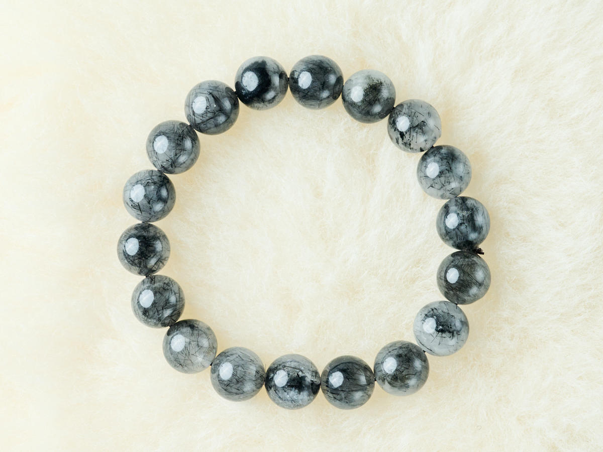 ブラックトルマリン入り水晶・ブレスレット（約12mm玉）［No.2