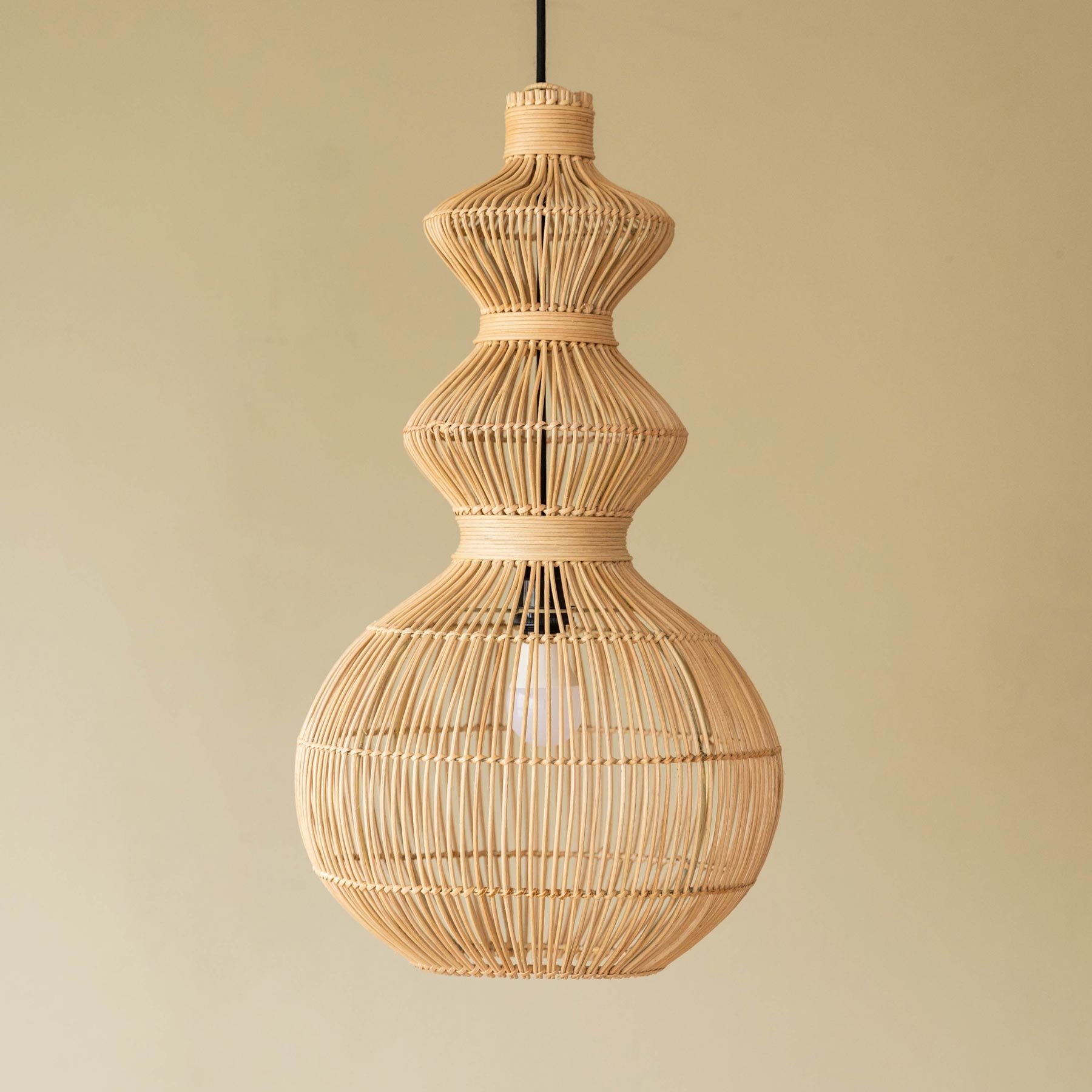 ラタンシェードランプ Fonsol｜ペンダントランプ｜オルネ ド フォイユ