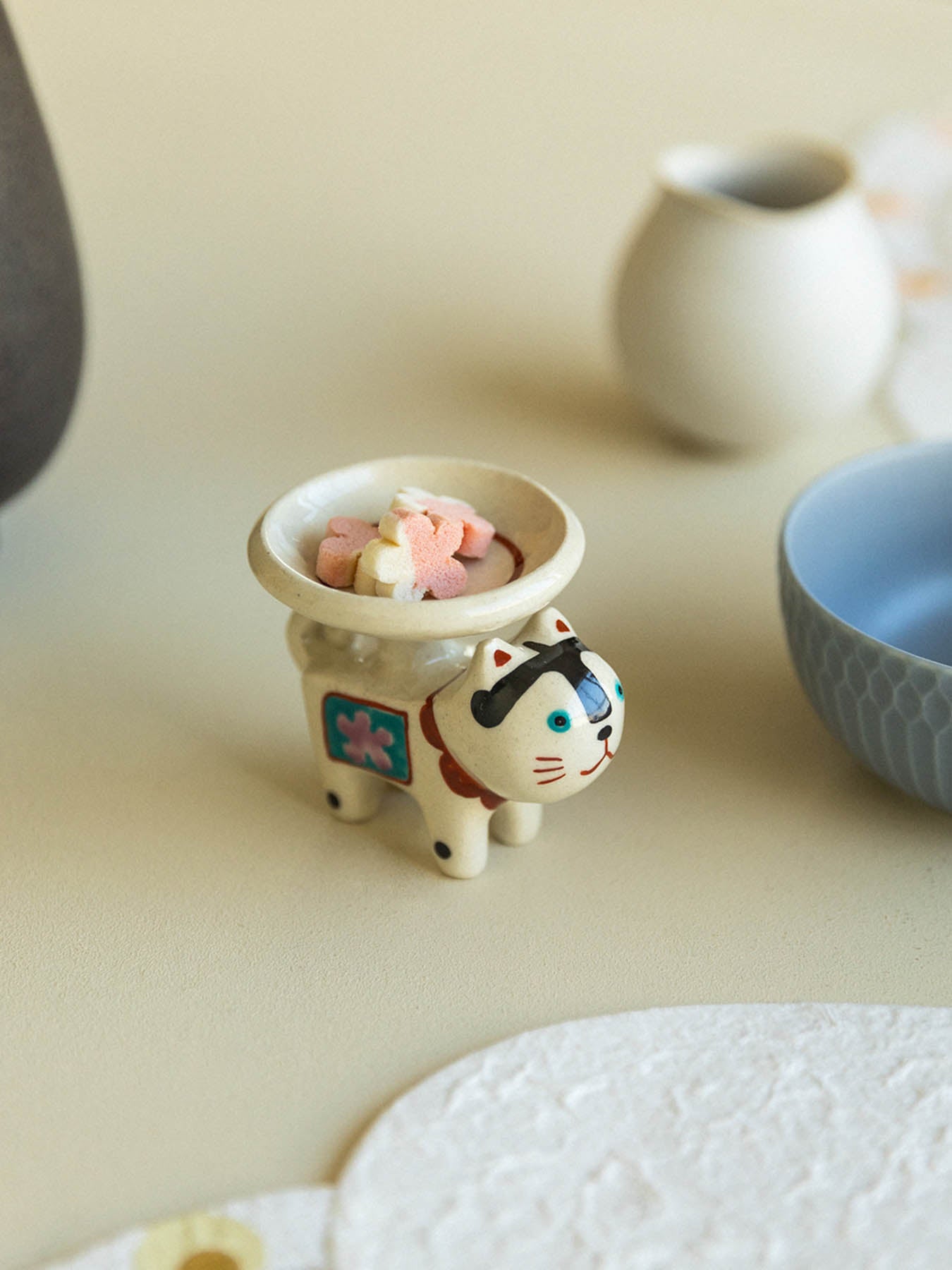 ま工房 子守り犬／豆皿｜皿・器｜オルネ ド フォイユ公式オンライン