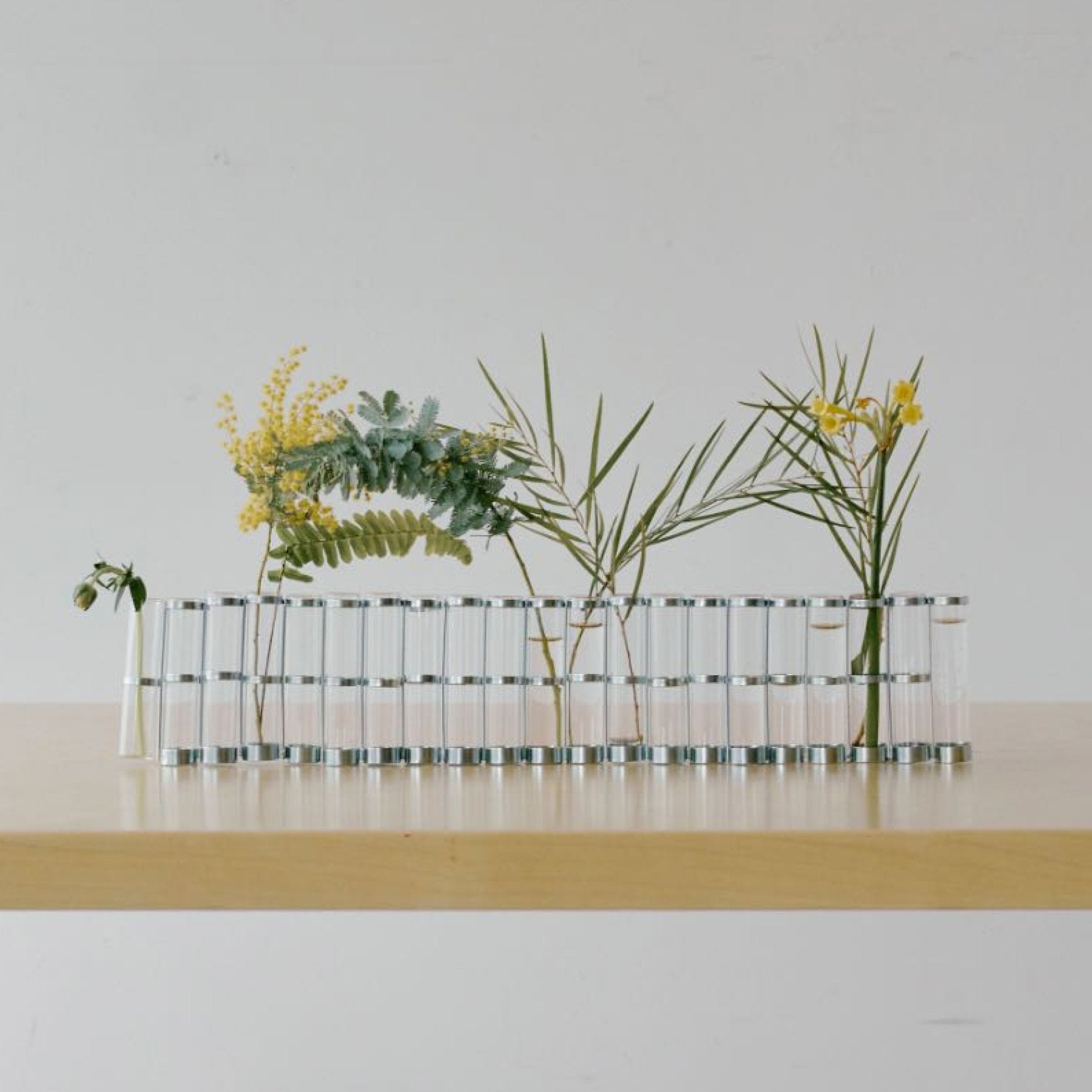 Tsé & Tsé associées 四月の花器／ガラス（S）｜フラワーベース