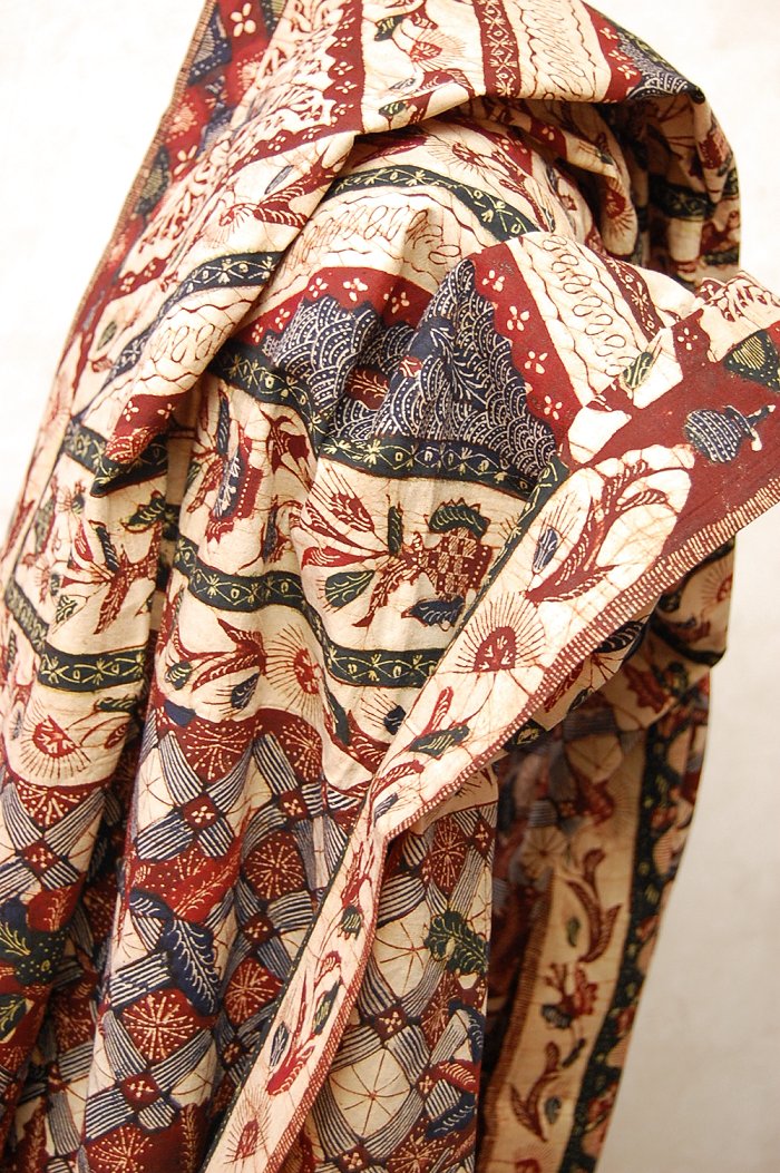 インドネシア 手描きバティック - アジアの布専門店ウィージャ