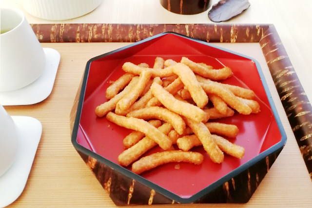 秋田の伝統工芸品「樺細工diamond」Sサイズ,ダイヤ鉢,トレイ,お盆。桜