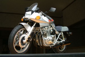 スズキ GSX1100S カタナ (タミヤ 1/6) – 趣味の部屋