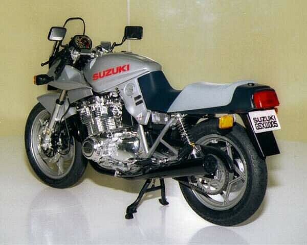 スズキ GSX1100S カタナ (タミヤ 1/6) – 趣味の部屋