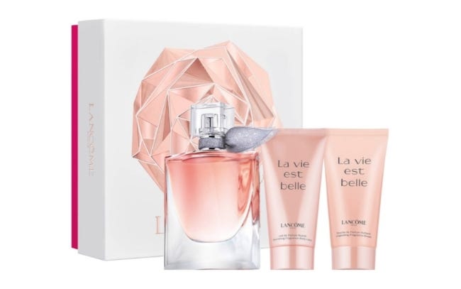 LANCOME（ランコム）のクリスマスコフレ2022！名品が詰まったホリデー