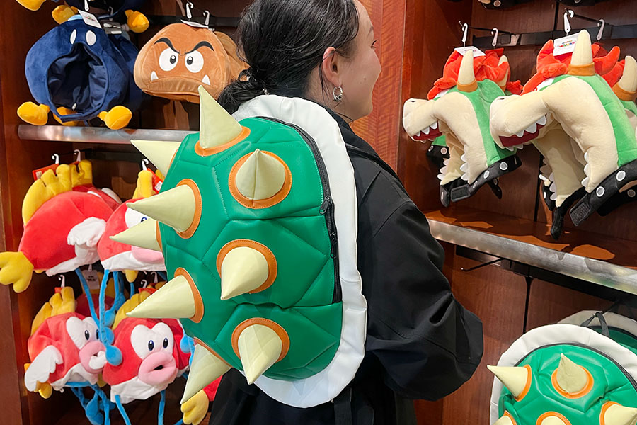 日常使いできる！？ USJで二度見必至のリュックを発見 | Lmaga.jp
