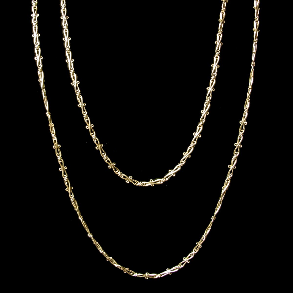 インフィニティ&CC 宝飾彫金アンティークロングネックレス | ルーヴル