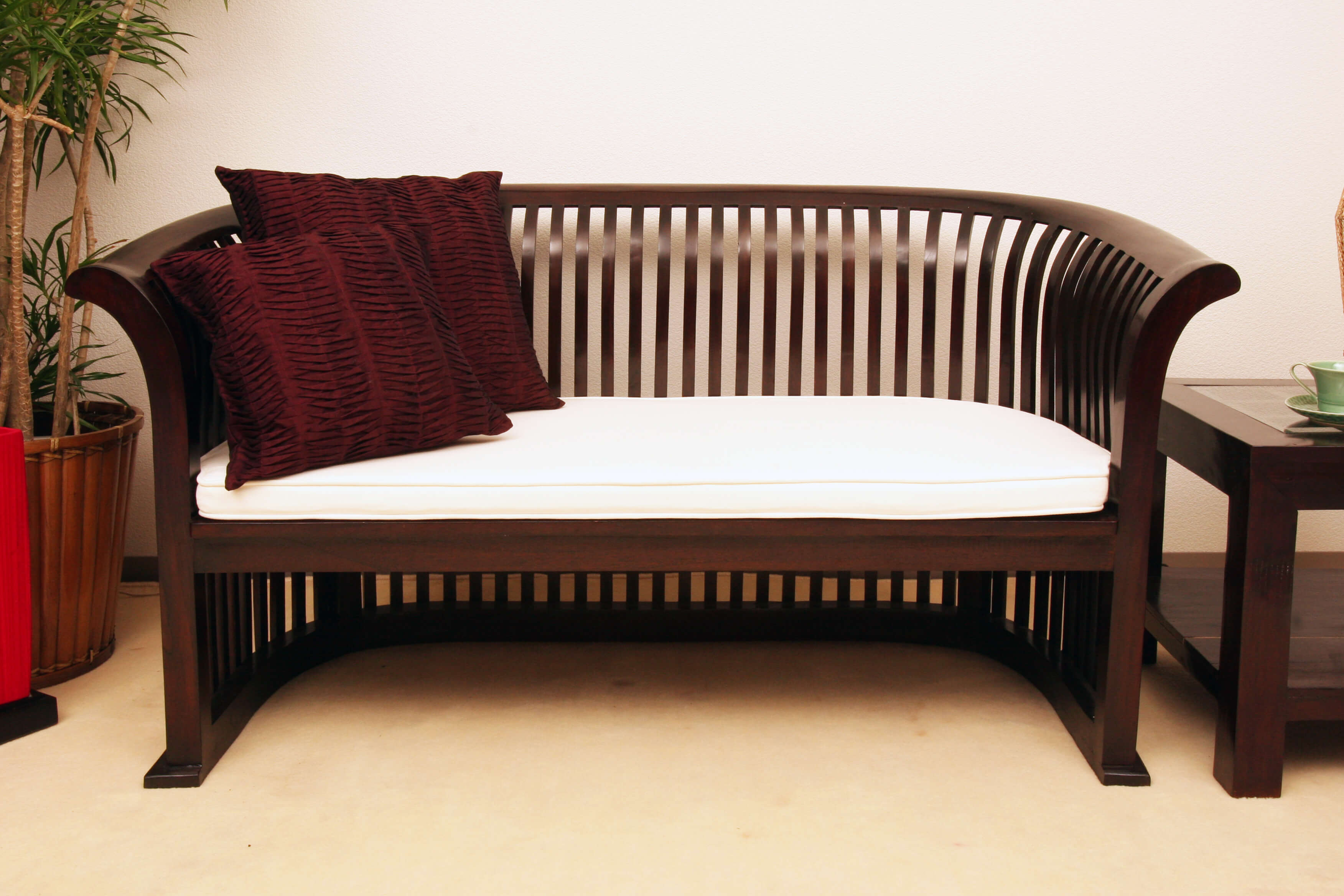 大人気のバンブーサイドテーブル。激安価格で絶対におすすめ