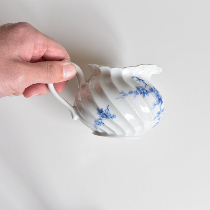 ヴィンテージクリーマー リモージュアビランド Cerisier Bleu — Loane