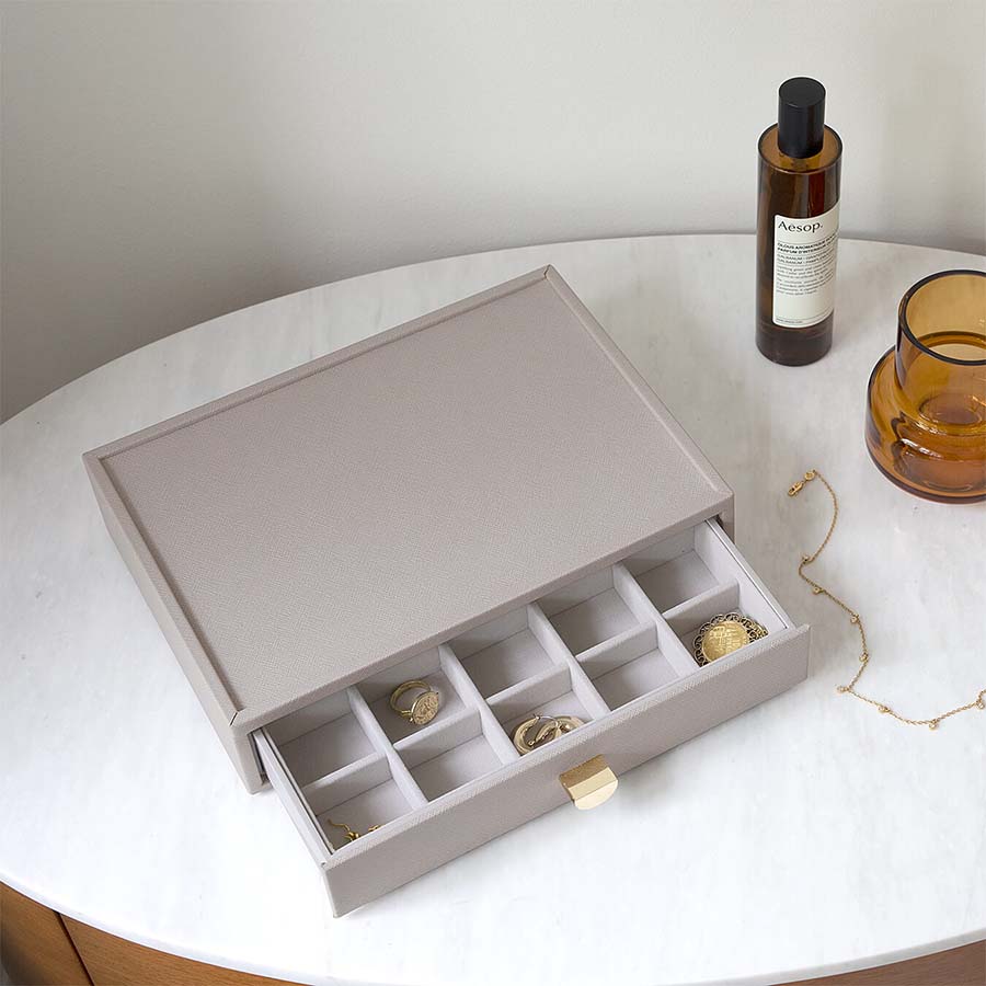 STACKERS】クラシック ドロワー ジュエリーケース 20 sec トープ