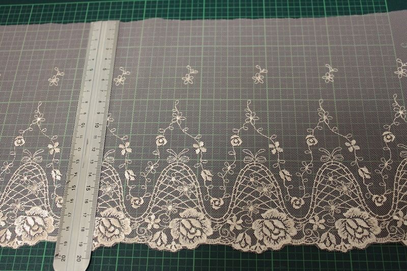 レースのお店 ななか ☆チュールレース ピンクベージュ 幅19cm リボン