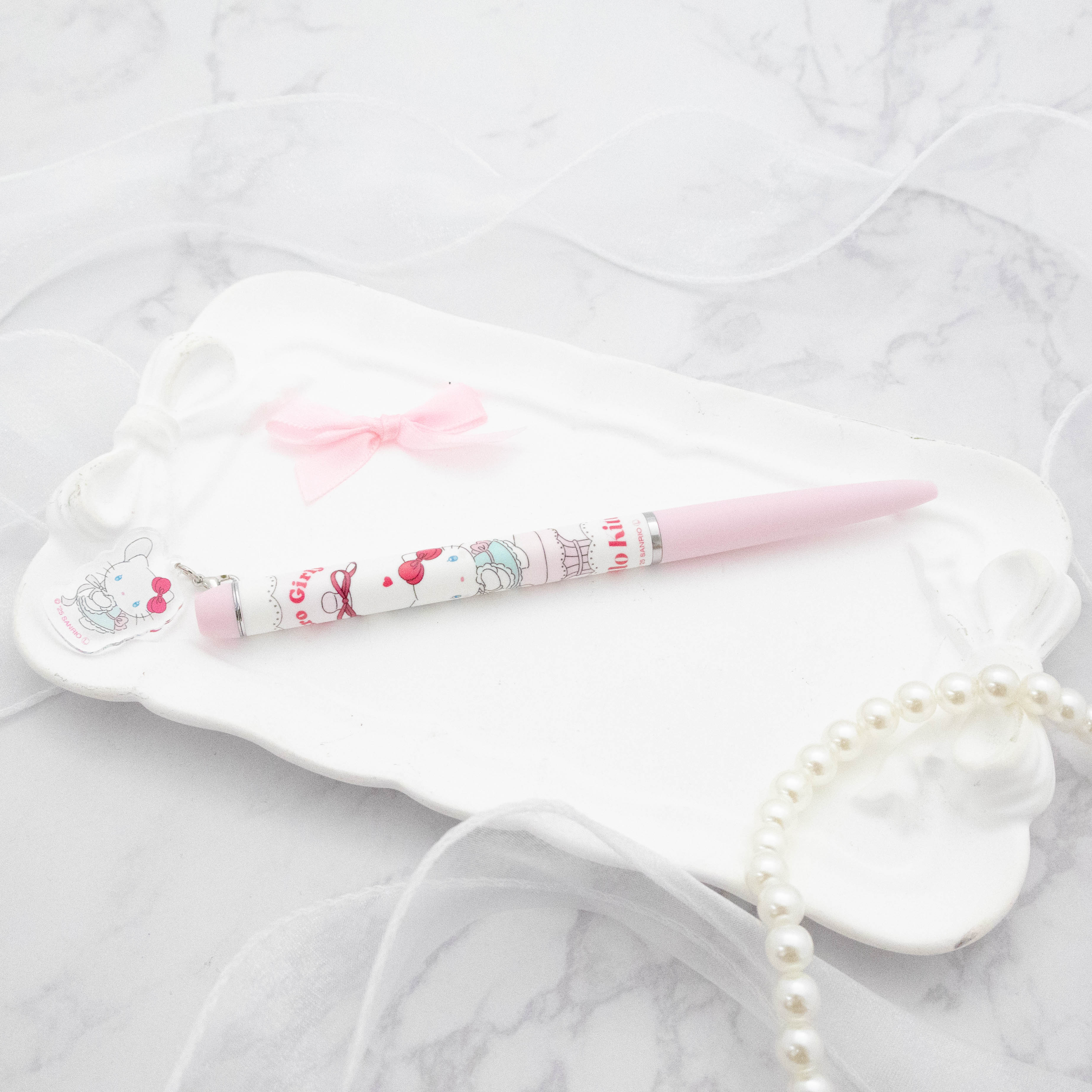レトロガーリー チャームつきボールペン ハローキティ《LAFARY
