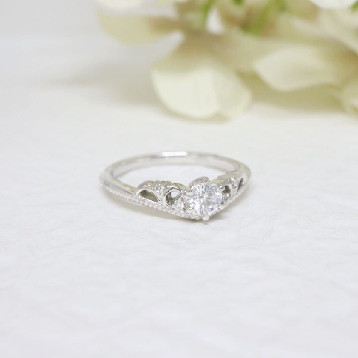 Orangeflower（オレンジフラワー）｜婚約指輪と結婚指輪のセットリング