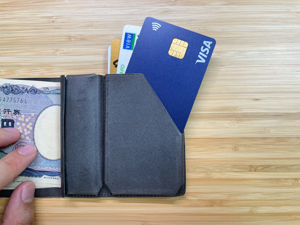 圧倒的に身軽！】小さな薄い財布「Hitoe Fold Aria - Foschia