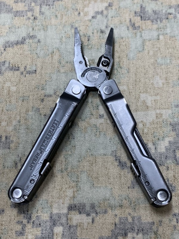 米軍放出品 LEATHERMAN( レザーマン ) マルチツール REBAR BLACK