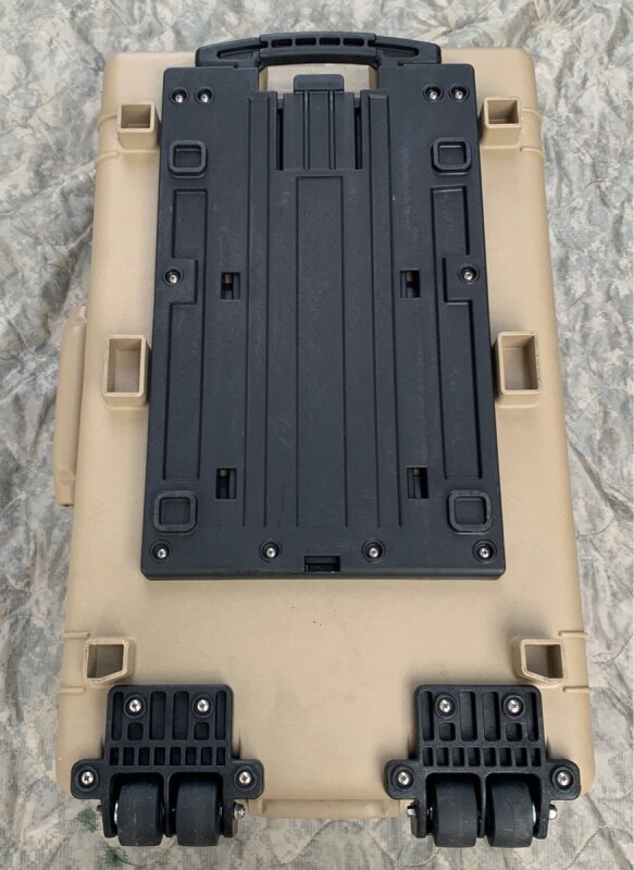 米軍実物 PELICAN 1650 CASE ペリカンケース ハードケース タン