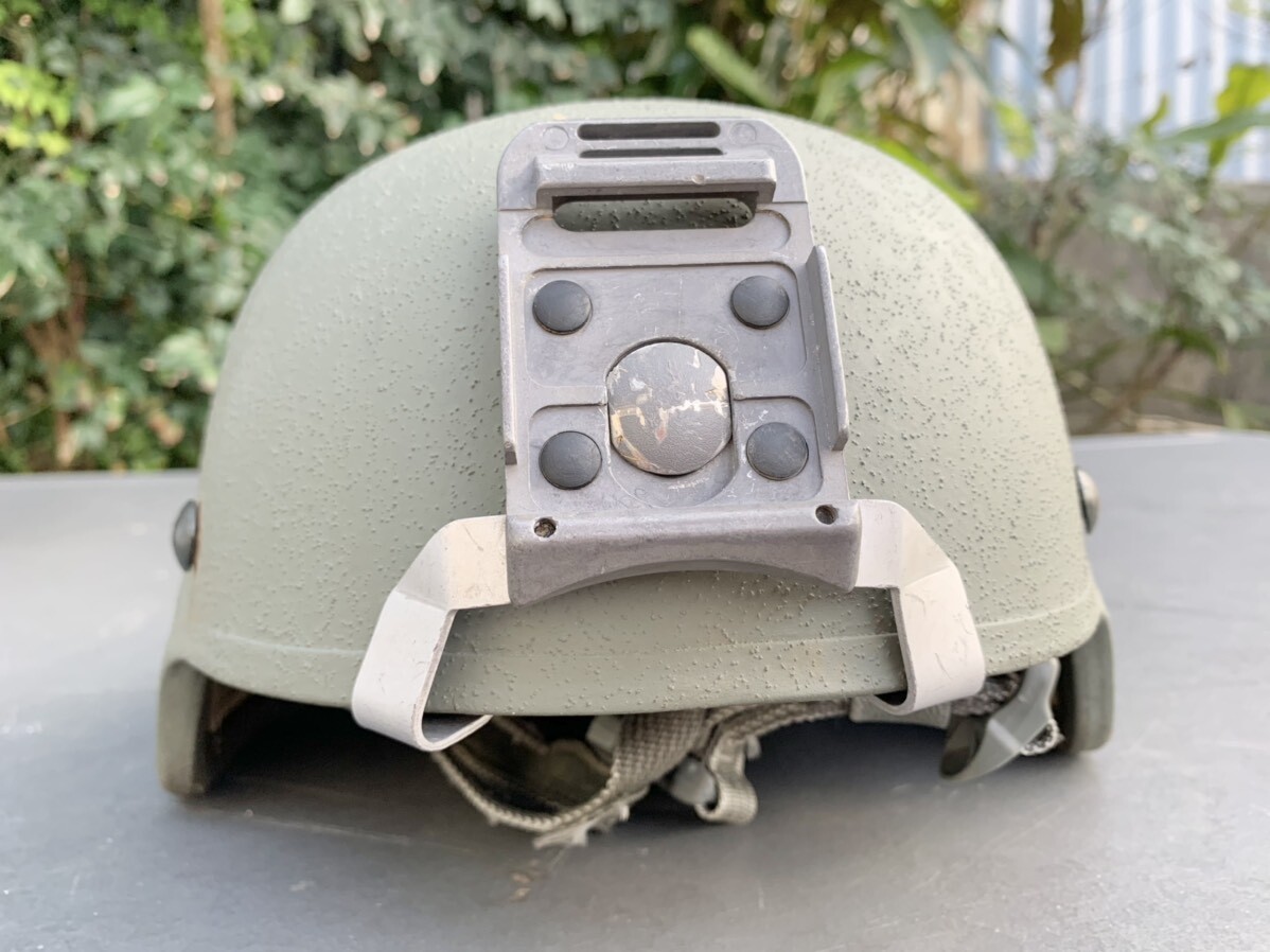 米軍実物 ACH 米陸軍バリスティックヘルメット カバーセット MEDIUM