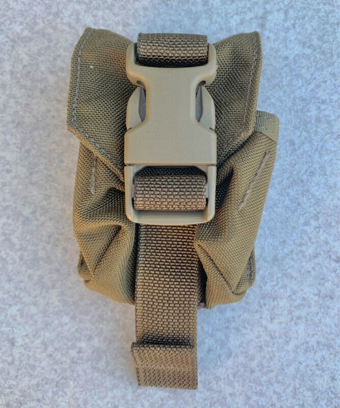 米軍実物 希少 青タグ グレネードポーチ イーグル ポーチ／マガジン