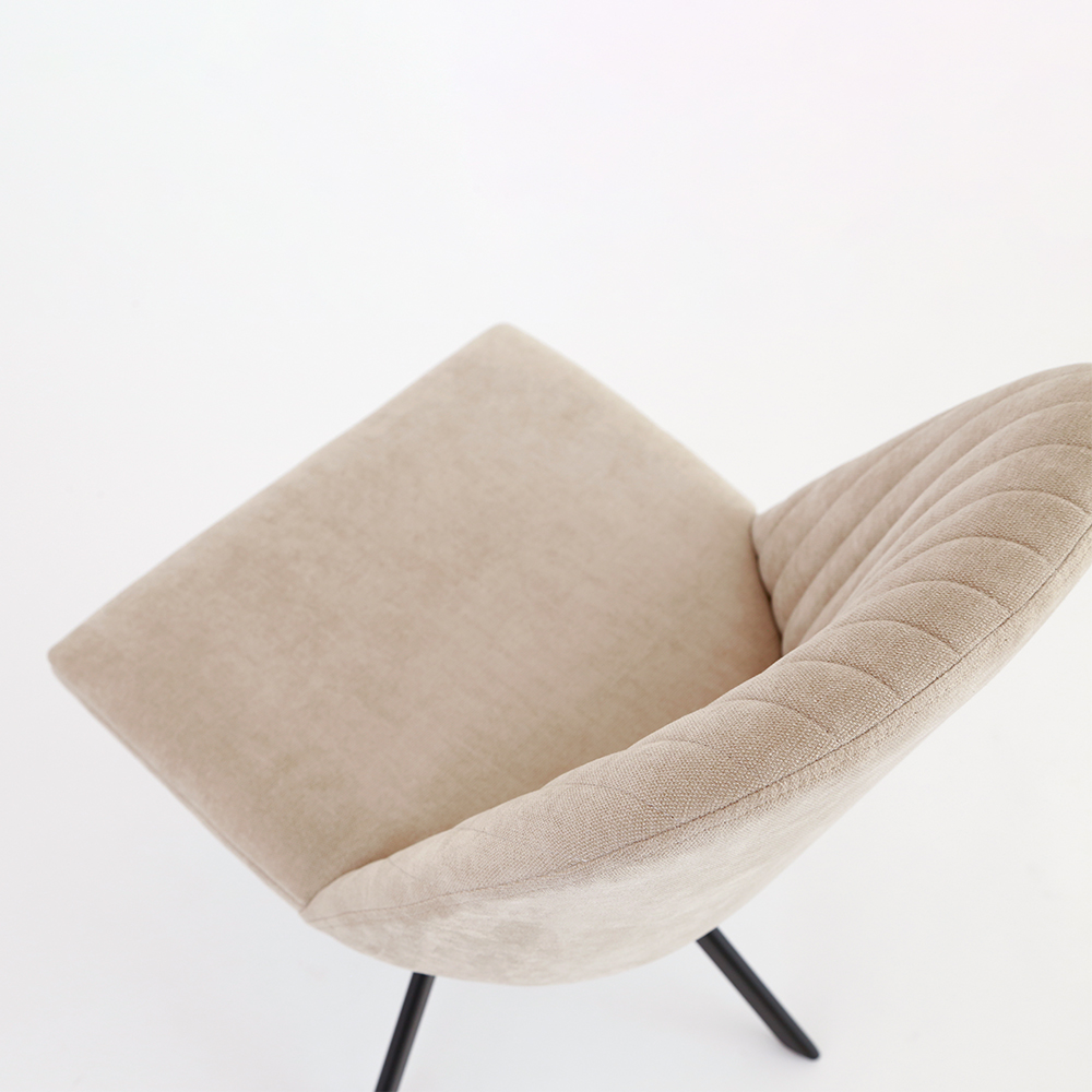 VISTA（ビスタ）チェア（アーム無）オレンジ - ダイニングチェアの通販