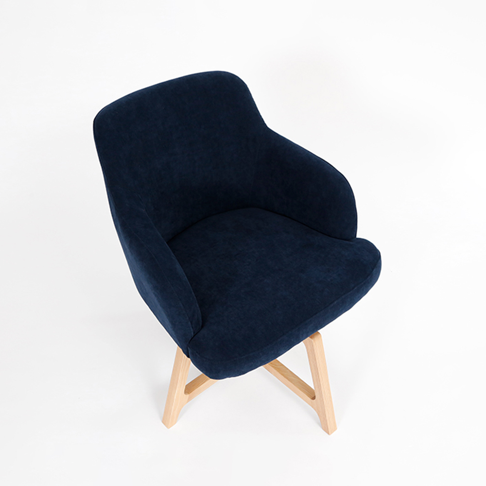 廃番】FAVO 2（ファボ 2）アームチェア - ダイニングチェアの通販