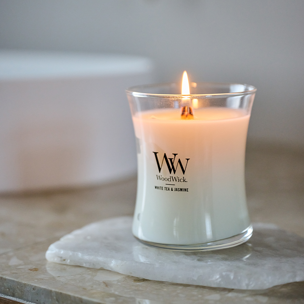 WoodWick（ウッドウィック） ジャーM キャンドル（ホワイトティー