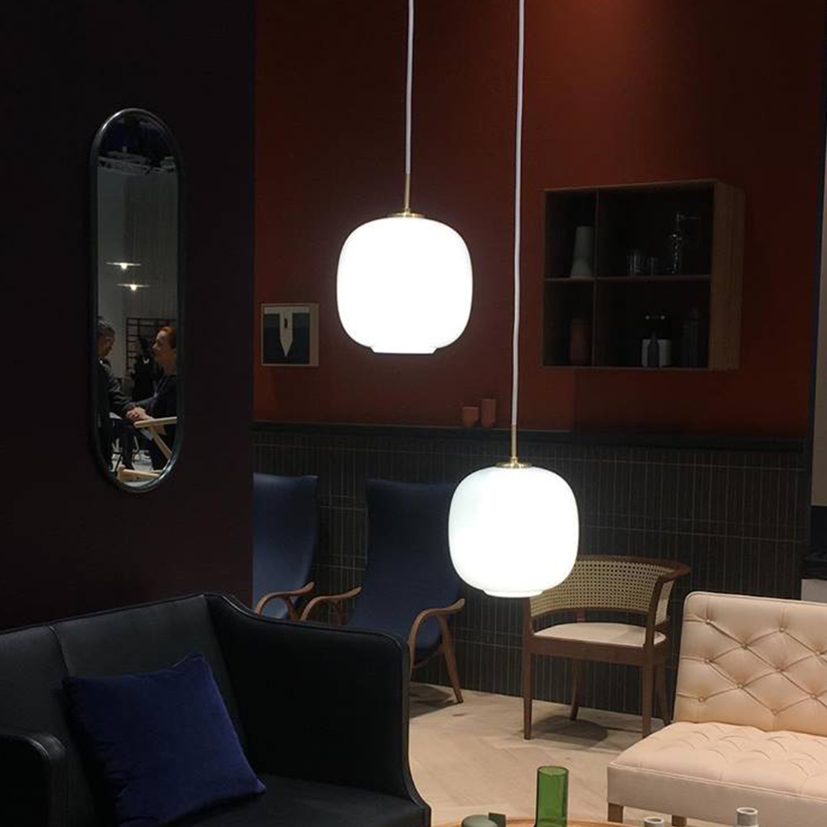 Brass/Glossy Opal Glass VL 45 Radiohus Pendant 370 (LED, Triac