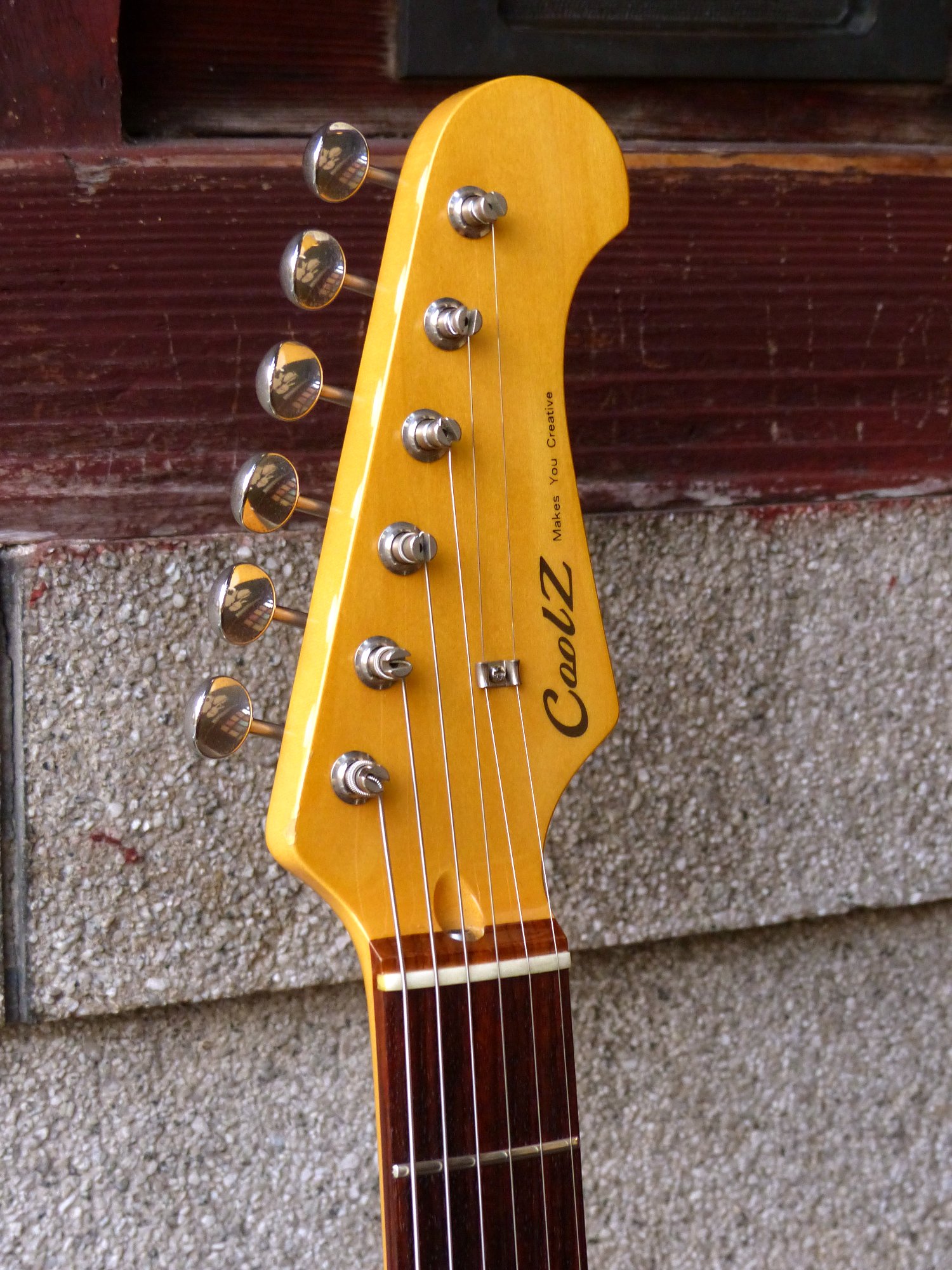 Cool Z 2000s ZST-1R – 京町家のギターショップ ライトニン