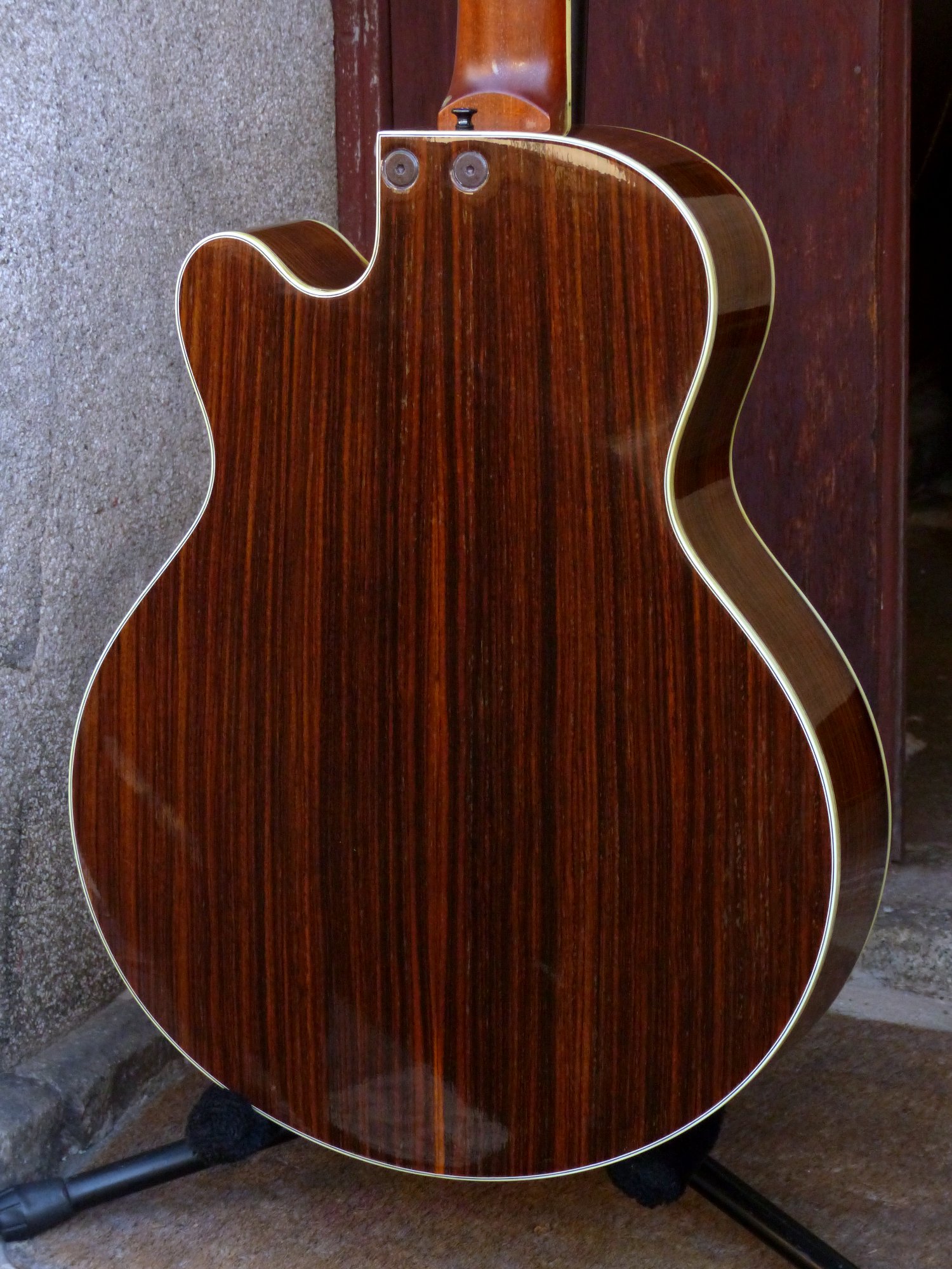 TACOMA '00s Chief C3C – 京町家のギターショップ ライトニン