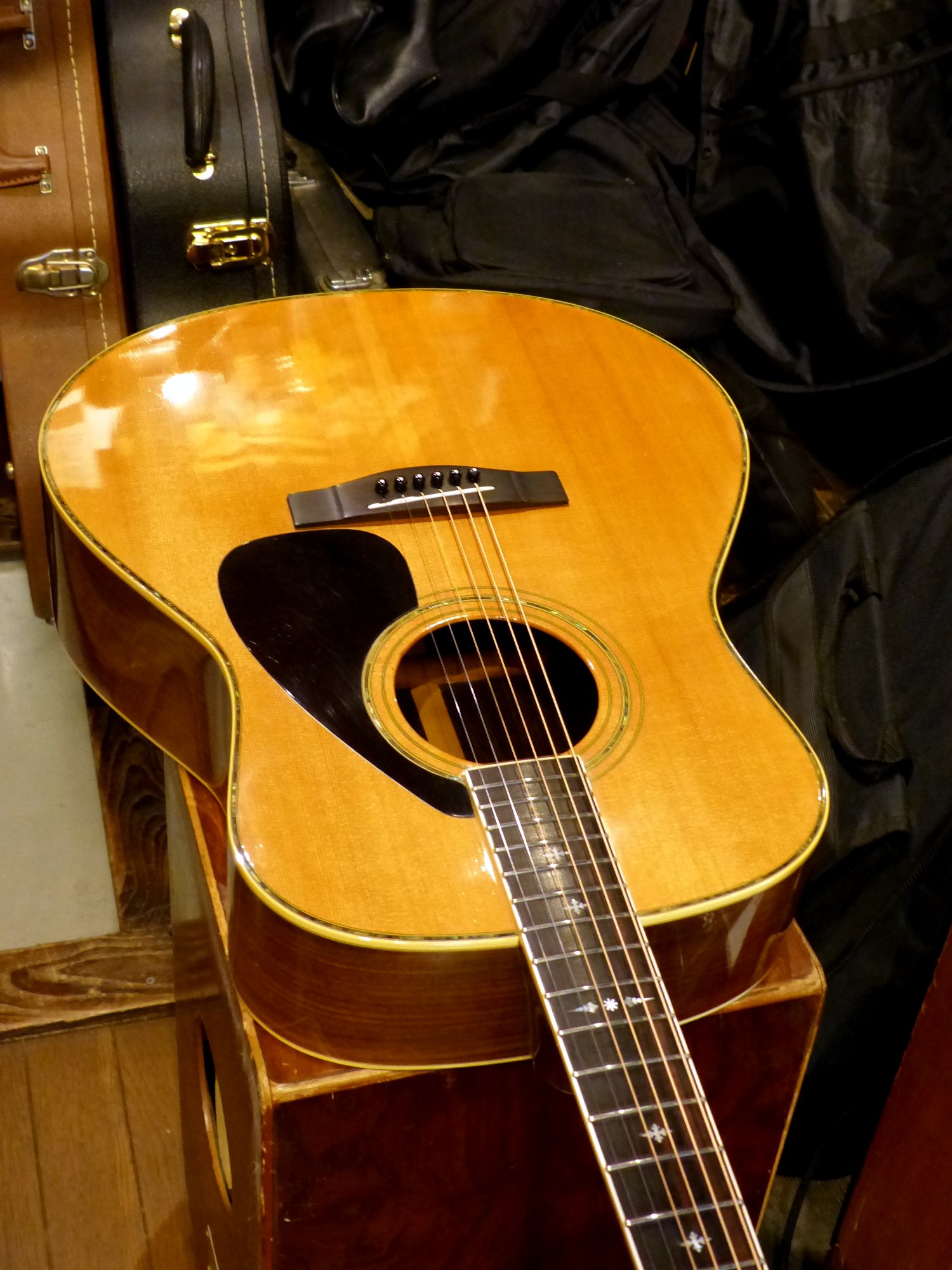 YAMAHA '92 LL-10D – 京町家のギターショップ ライトニン