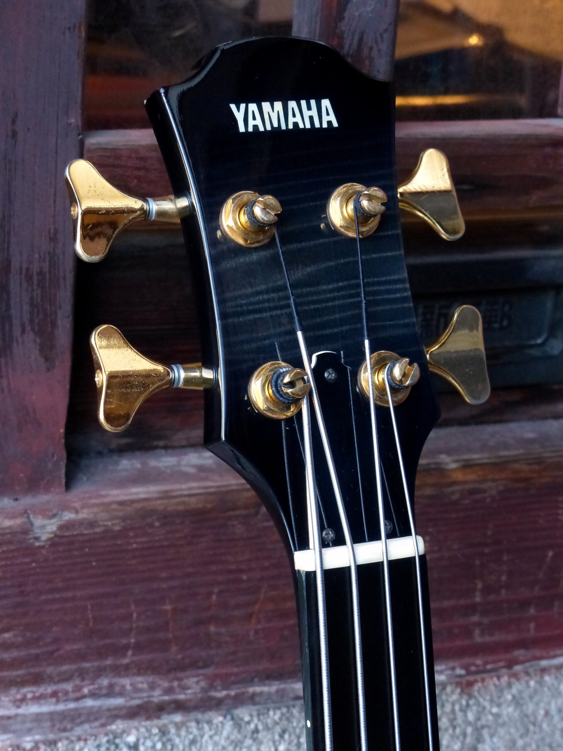 YAMAHA '90 APX-B12F – 京町家のギターショップ ライトニン