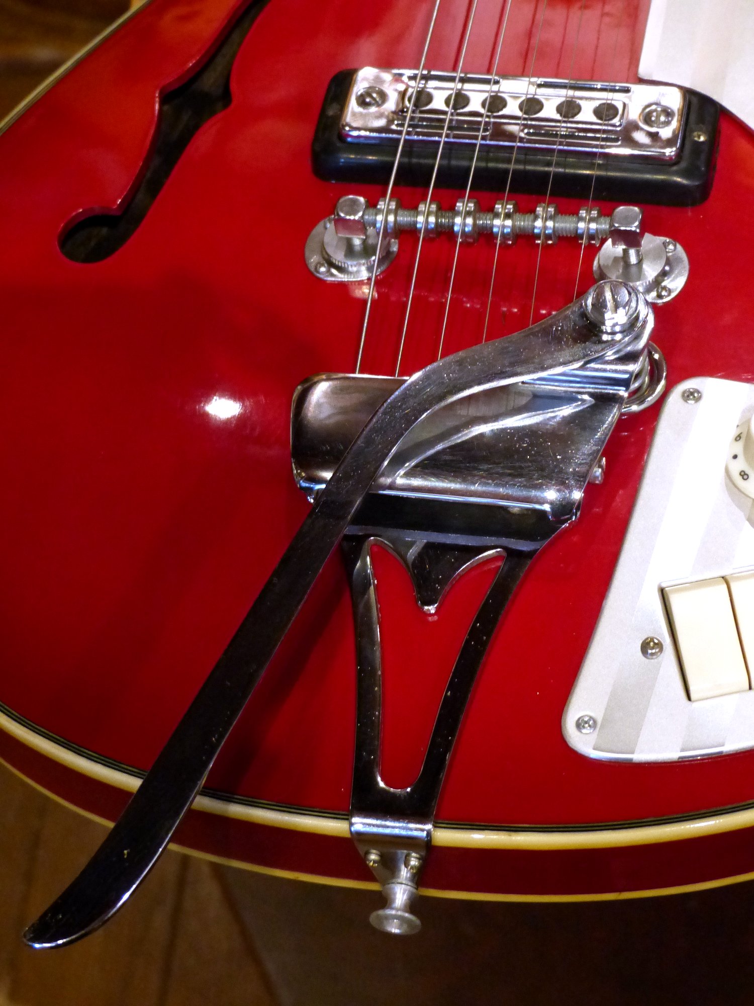 Teisco '65 EP-2L – 京町家のギターショップ ライトニン