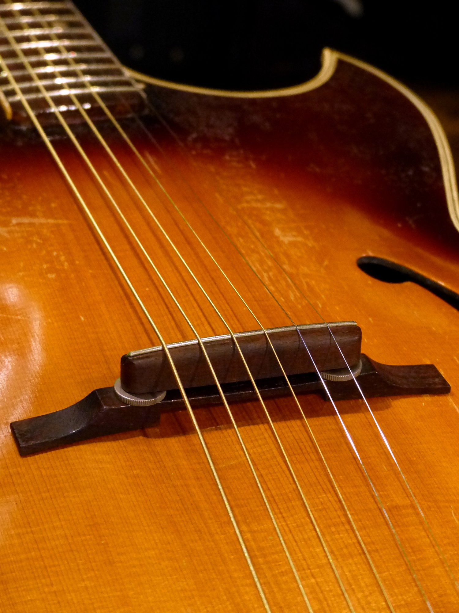 Suzuki Violin '60s P-20 Pick Guitar – 京町家のギターショップ