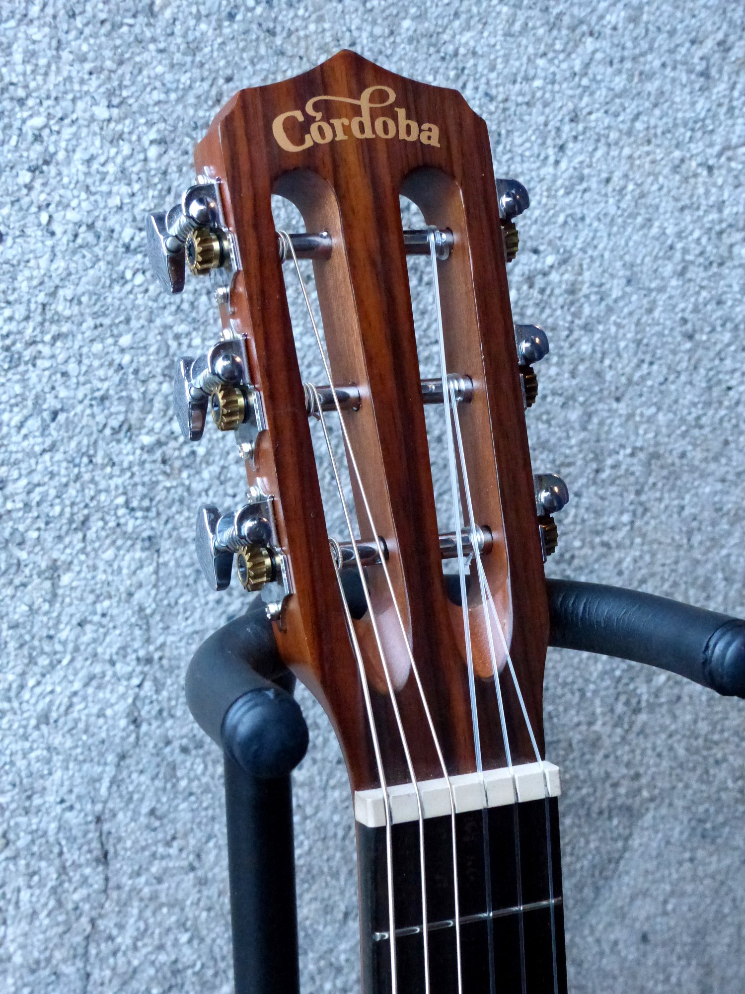 Cordoba Guilele CE – 京町家のギターショップ ライトニン