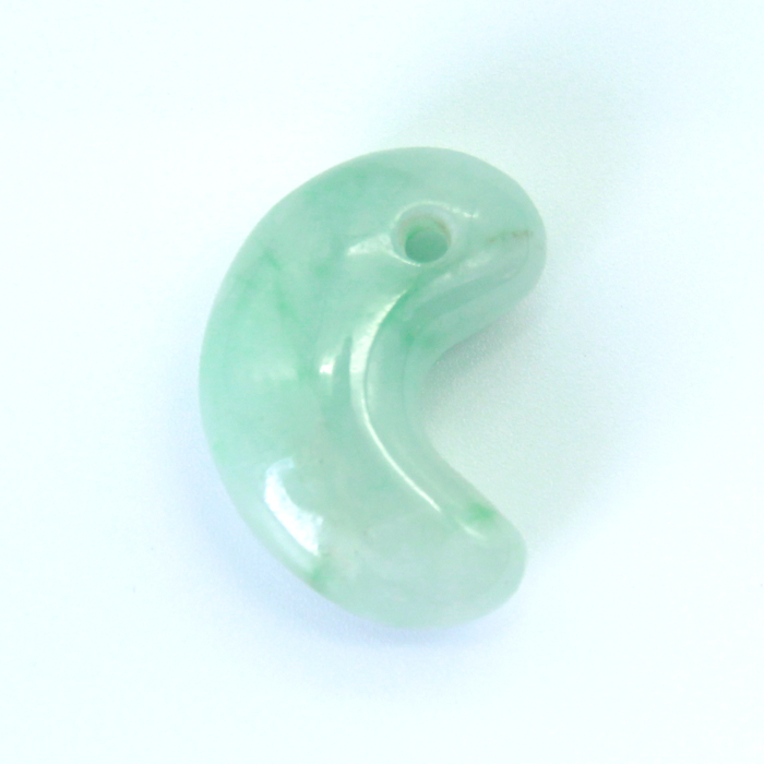 糸魚川ブルー翡翠勾玉 姫川上流大所川産 三種の神器 八尺瓊勾玉