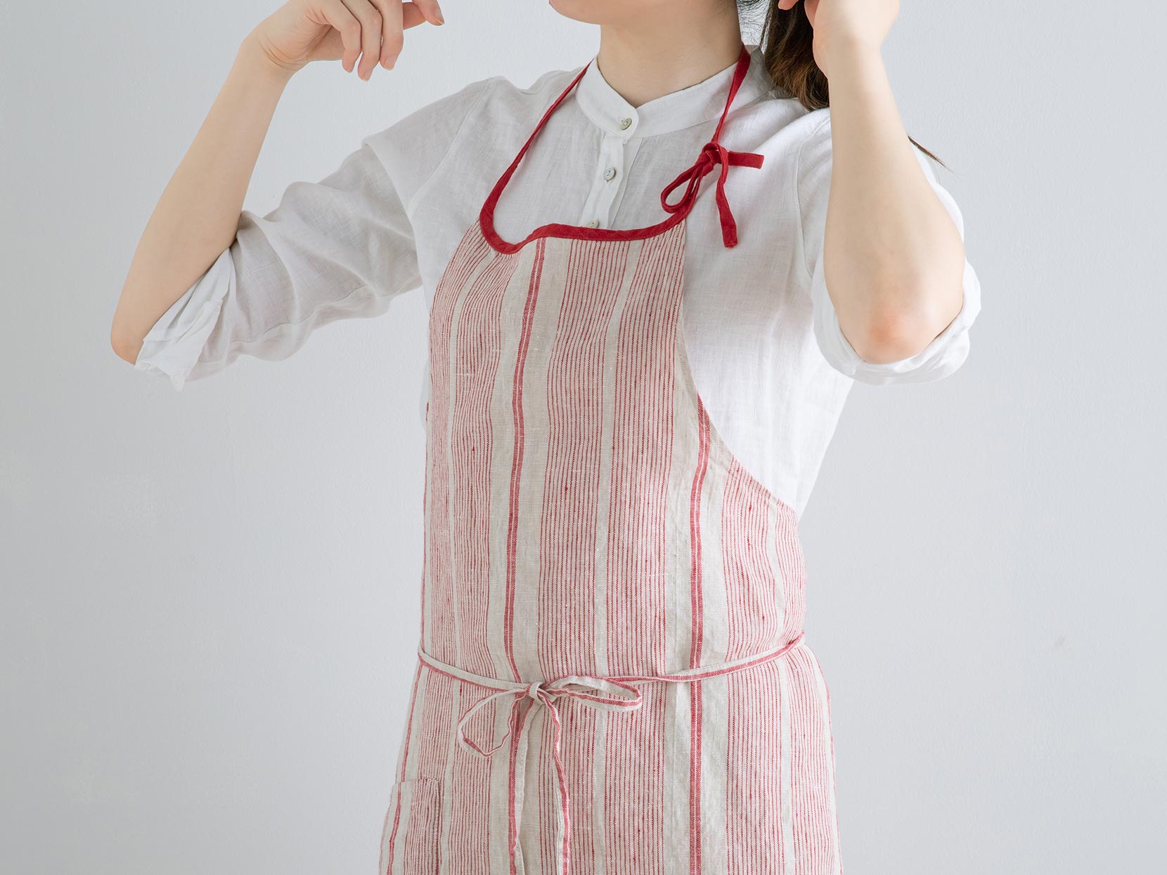 リーノ・エ・リーナで人気のリネン（麻）のエプロン。 | Lino e Lina