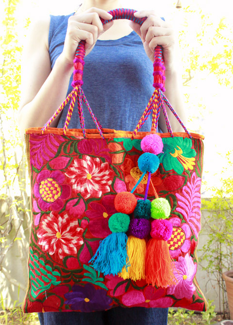 グアテマラ手織りウィピルバッグ・ヴィンテージ刺繍・天然インディゴ染め