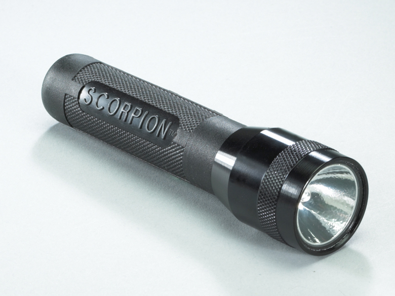スコーピオン(ブラック) - 業務用懐中電灯・LEDライトの輸入販売店