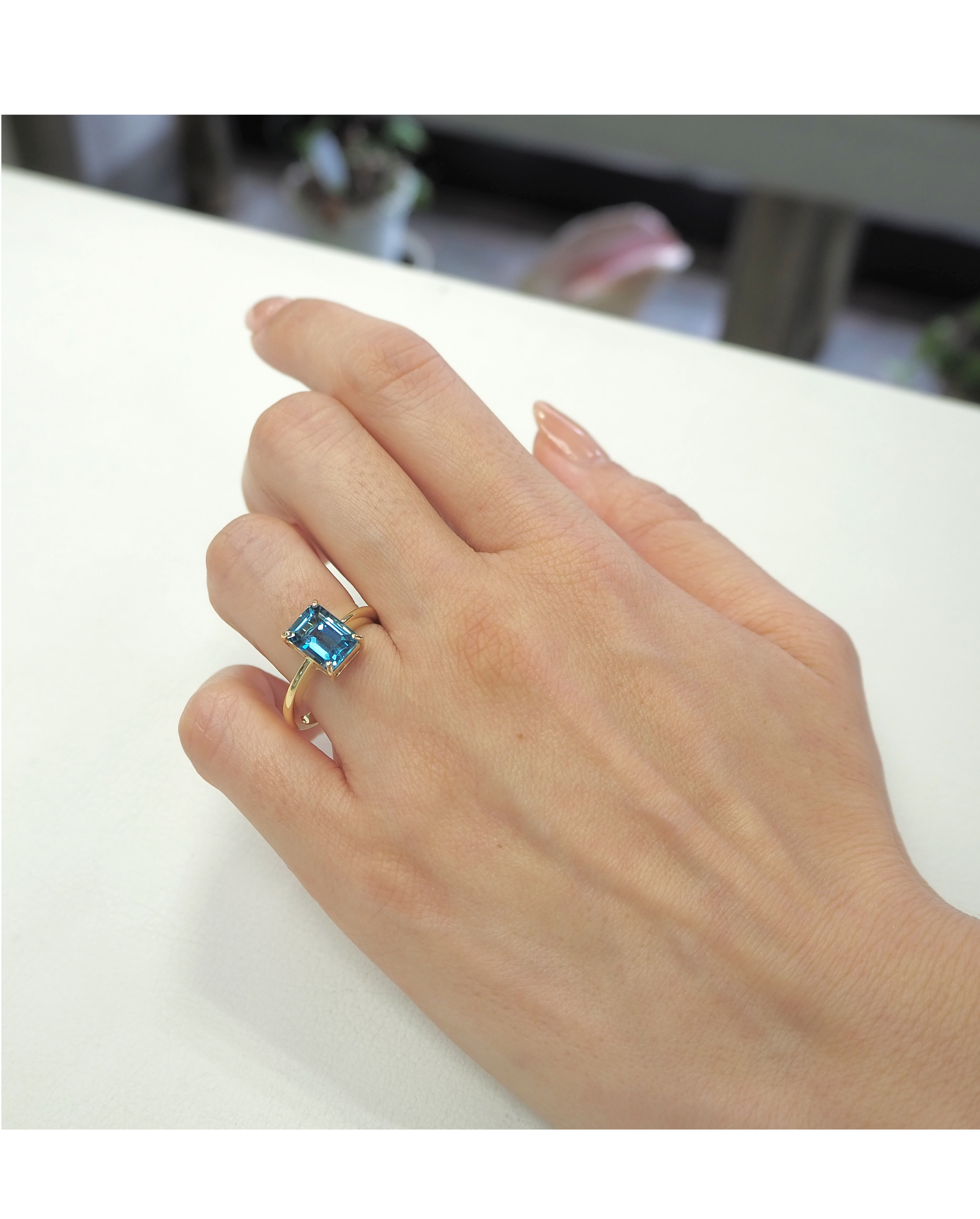 ブルートパーズリング K18 ロンドンブルー エメラルドカット 静岡県