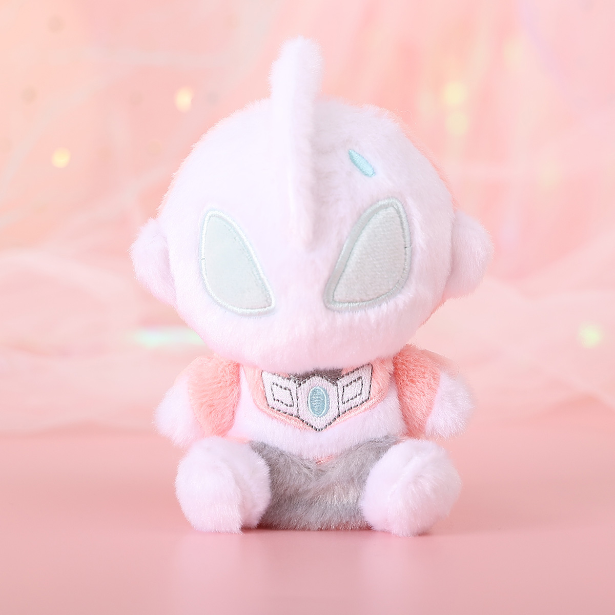 受注商品A】M78ウルトラマン ふわふわお座りぬいぐるみ パステルカラー