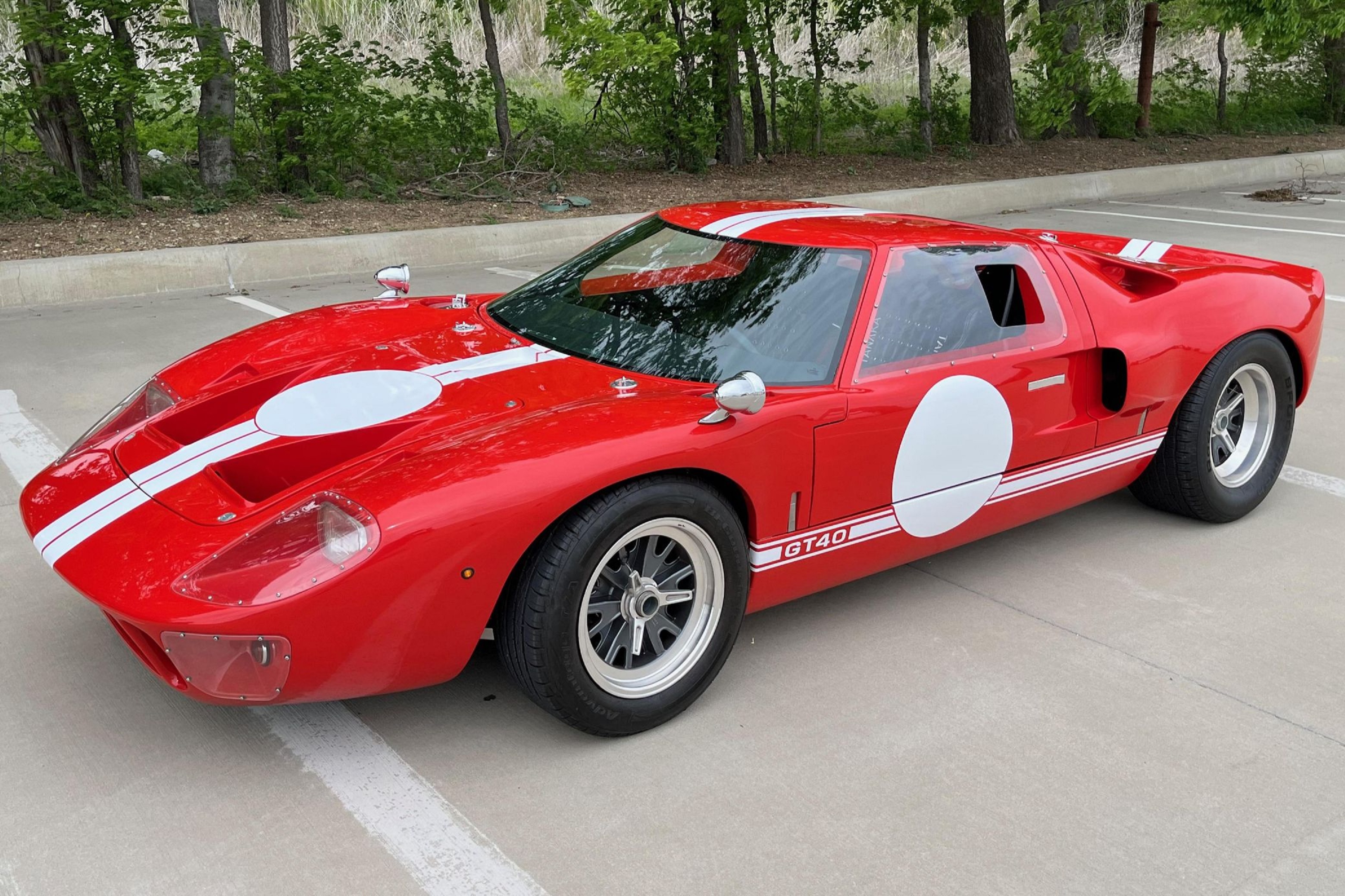 Cars & Bids Bargain of the Week: Race Car Replicas Ford GT40