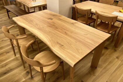 売約済み】楢（ナラ） 一枚板テーブル（国産/兼用脚付） – 木匠舘