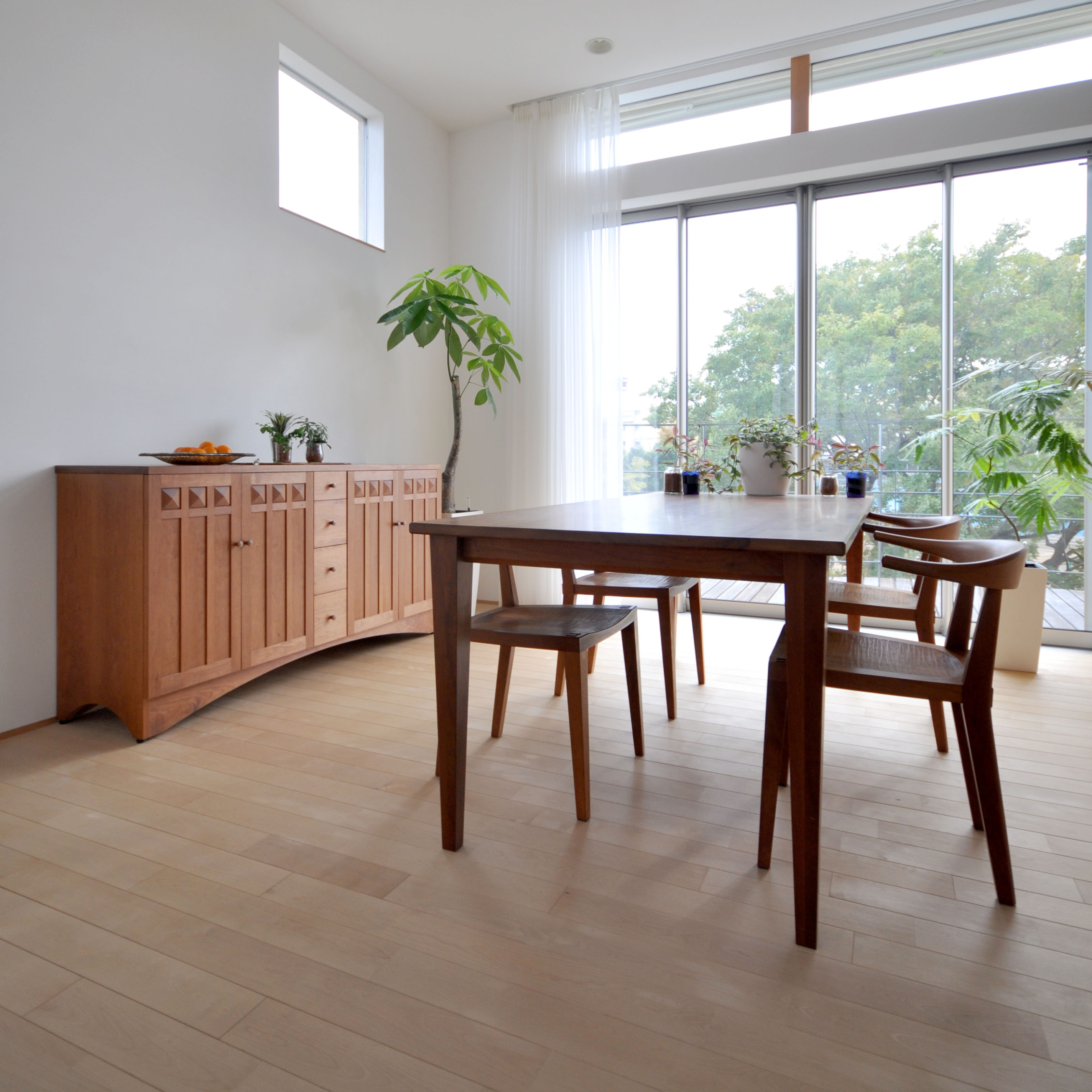 数量限定品】カバザクラ 無垢フローリング 90mm巾 ｜マルホン